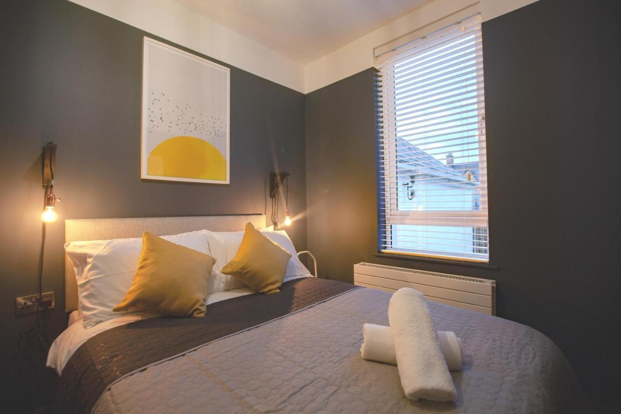 Yellow Hive Boutique Stay Apt 2 Belfast Buitenkant foto